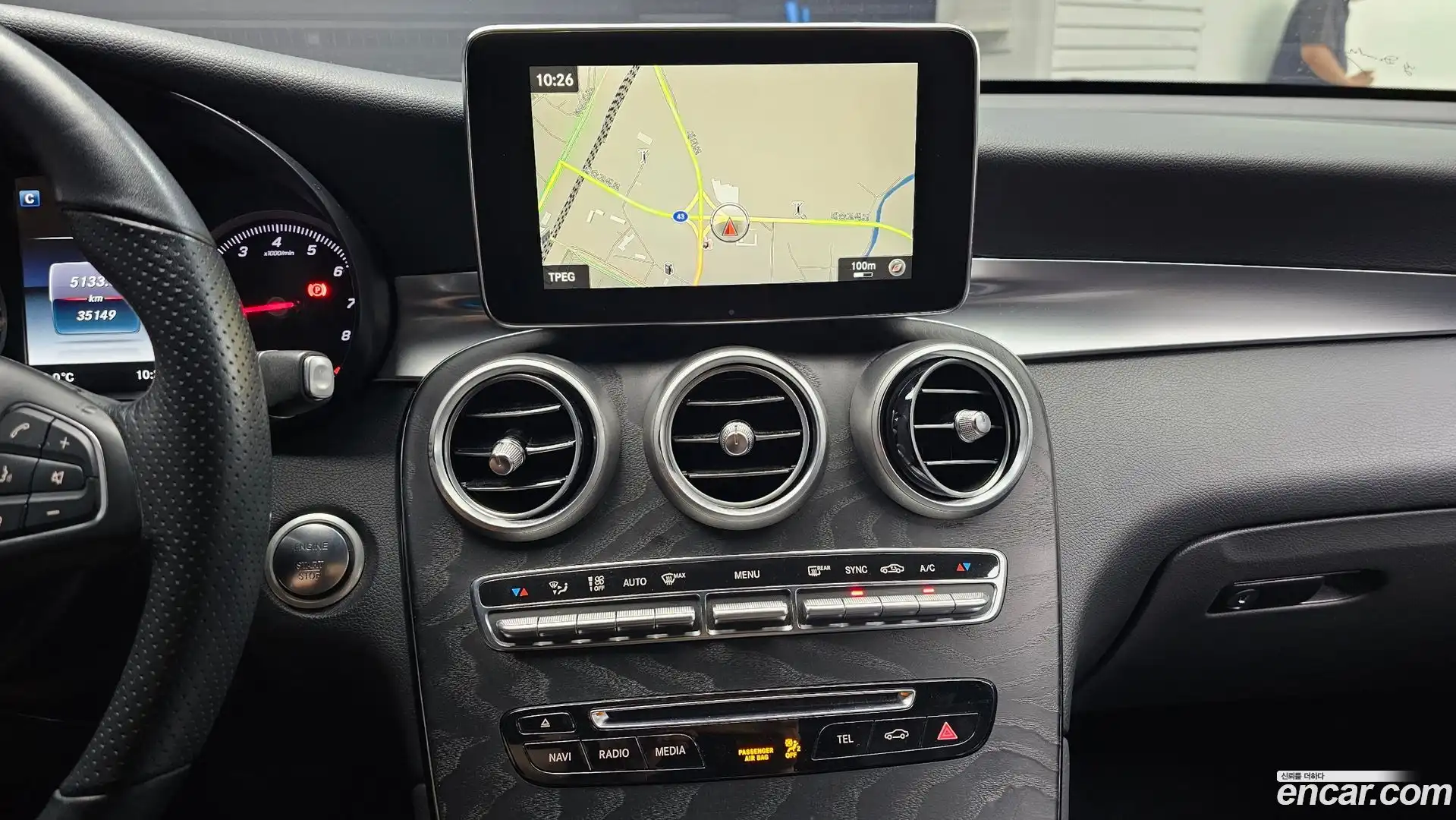 GLC-Class Mercedes-Benz 2019.2-OPTION-018