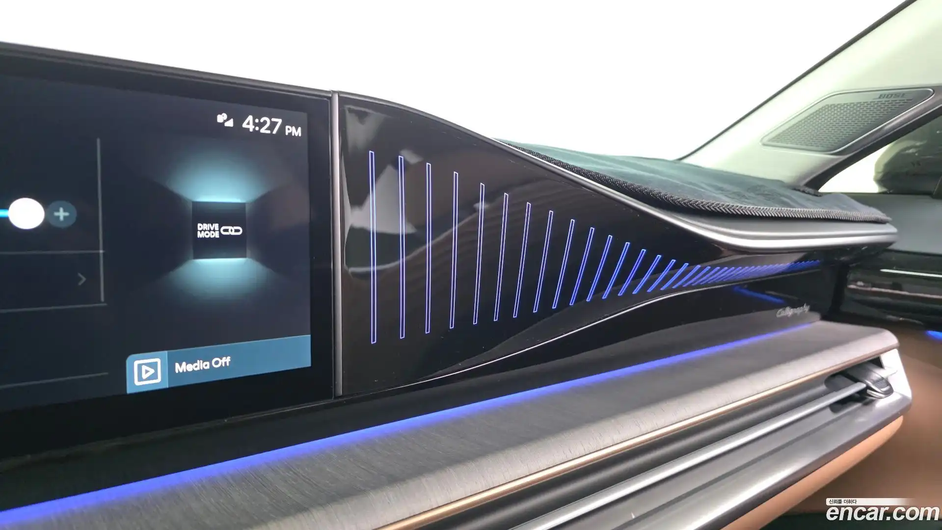 Grandeur Hyundai 2026.3-OPTION-048