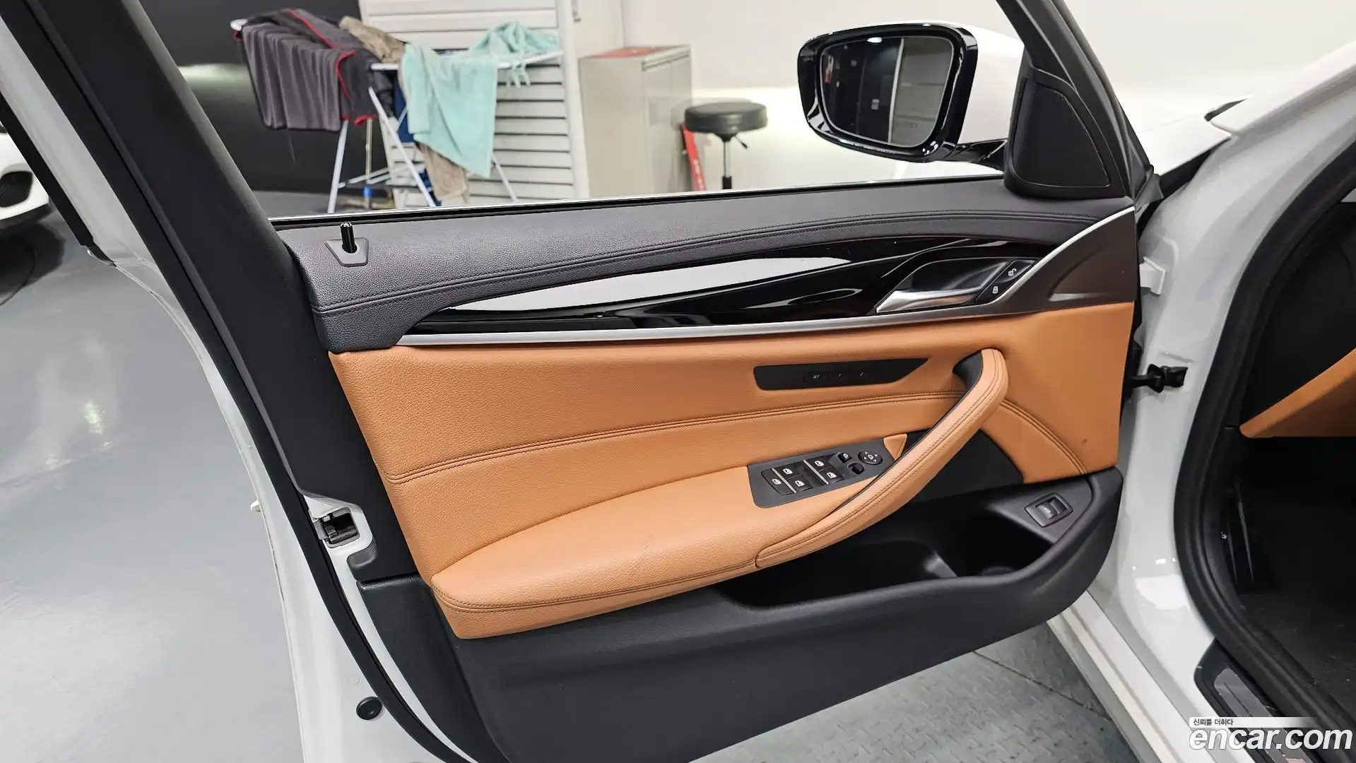 5-Series BMW 2020.4-INNER-034