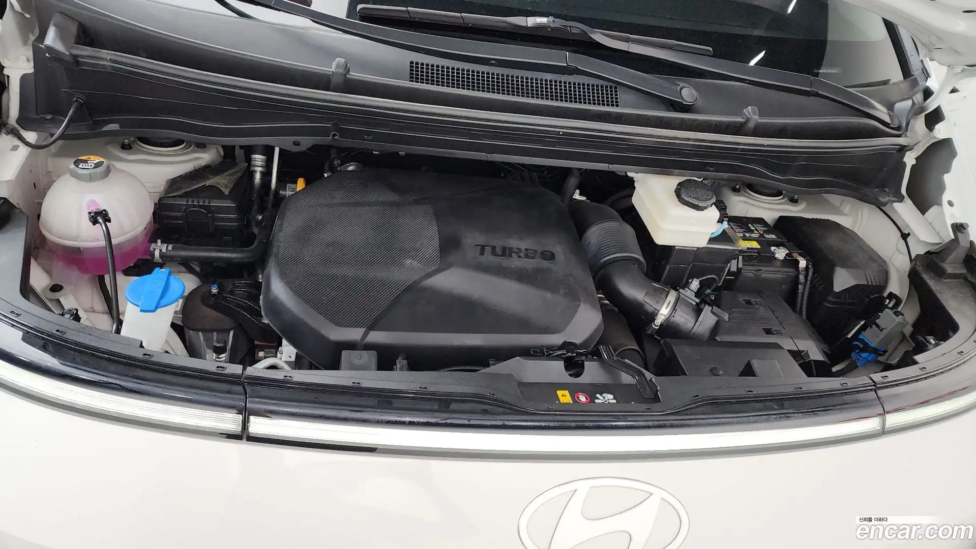 Staria Hyundai 2024.8-OUTER-006