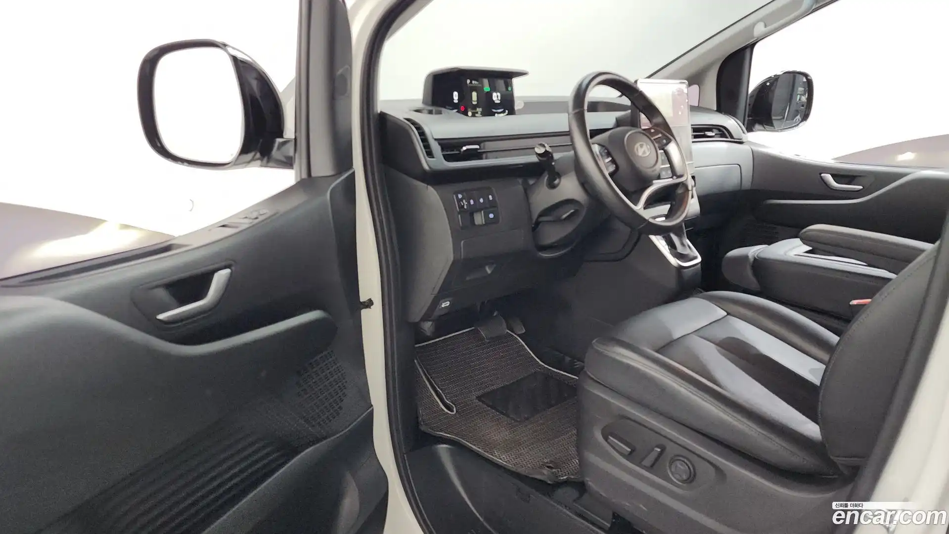 Staria Hyundai 2024.8-INNER-010