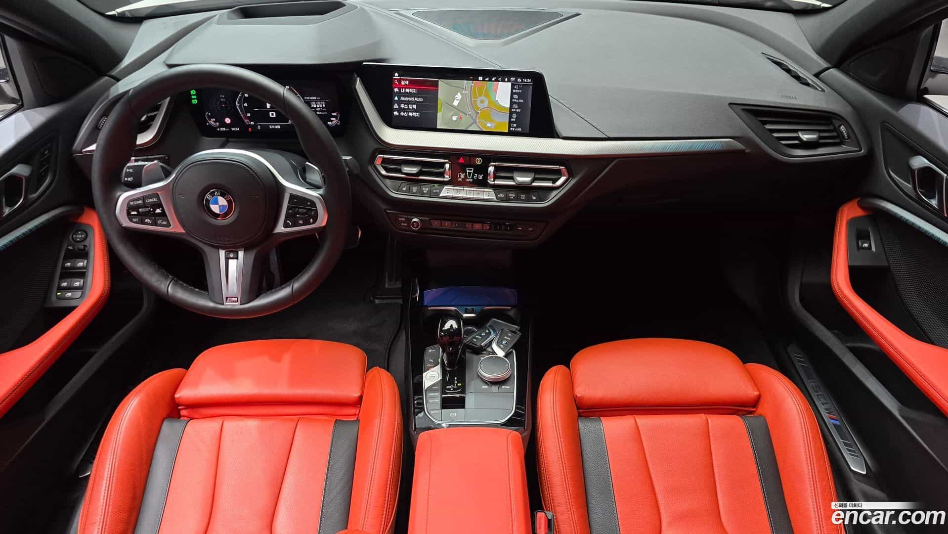 1-Series BMW 2023.10-INNER-007