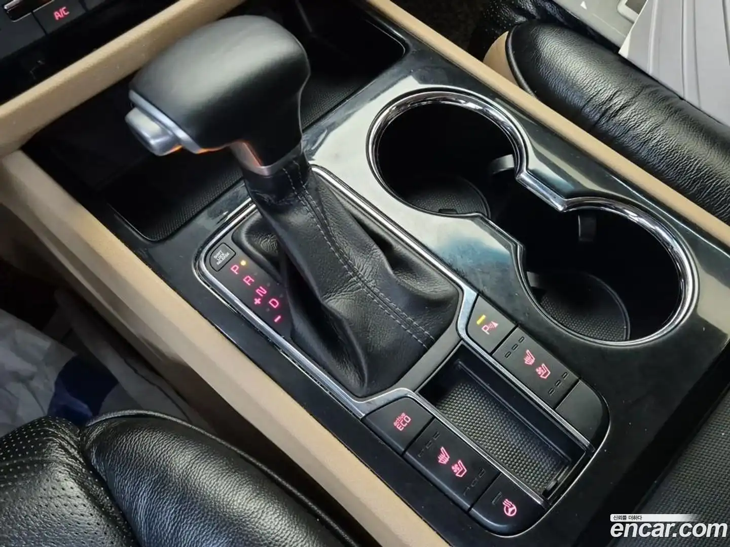 Canival Kia 2019.4-INNER-008
