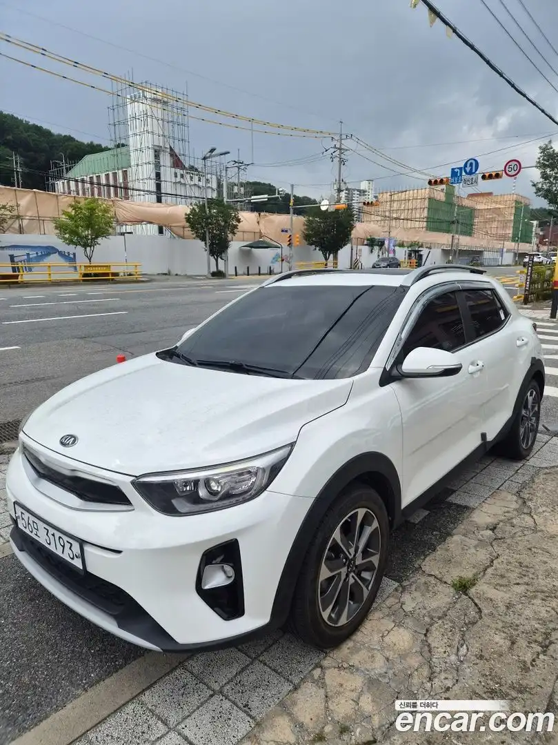 Stonic Kia 2018.3-OUTER-001
