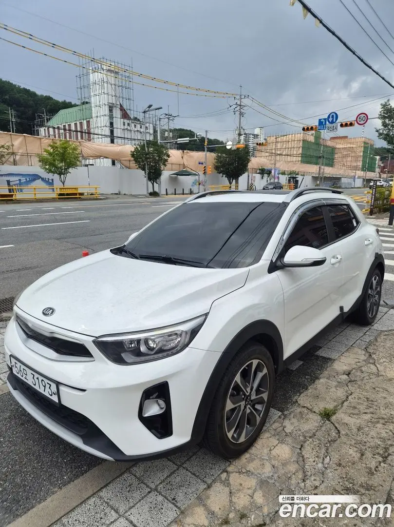 Main__Slider__Photo:Stonic Kia 2018.3-0