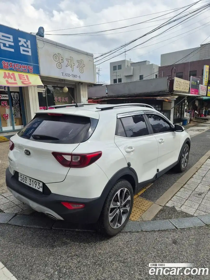 Stonic Kia 2018.3-OUTER-004
