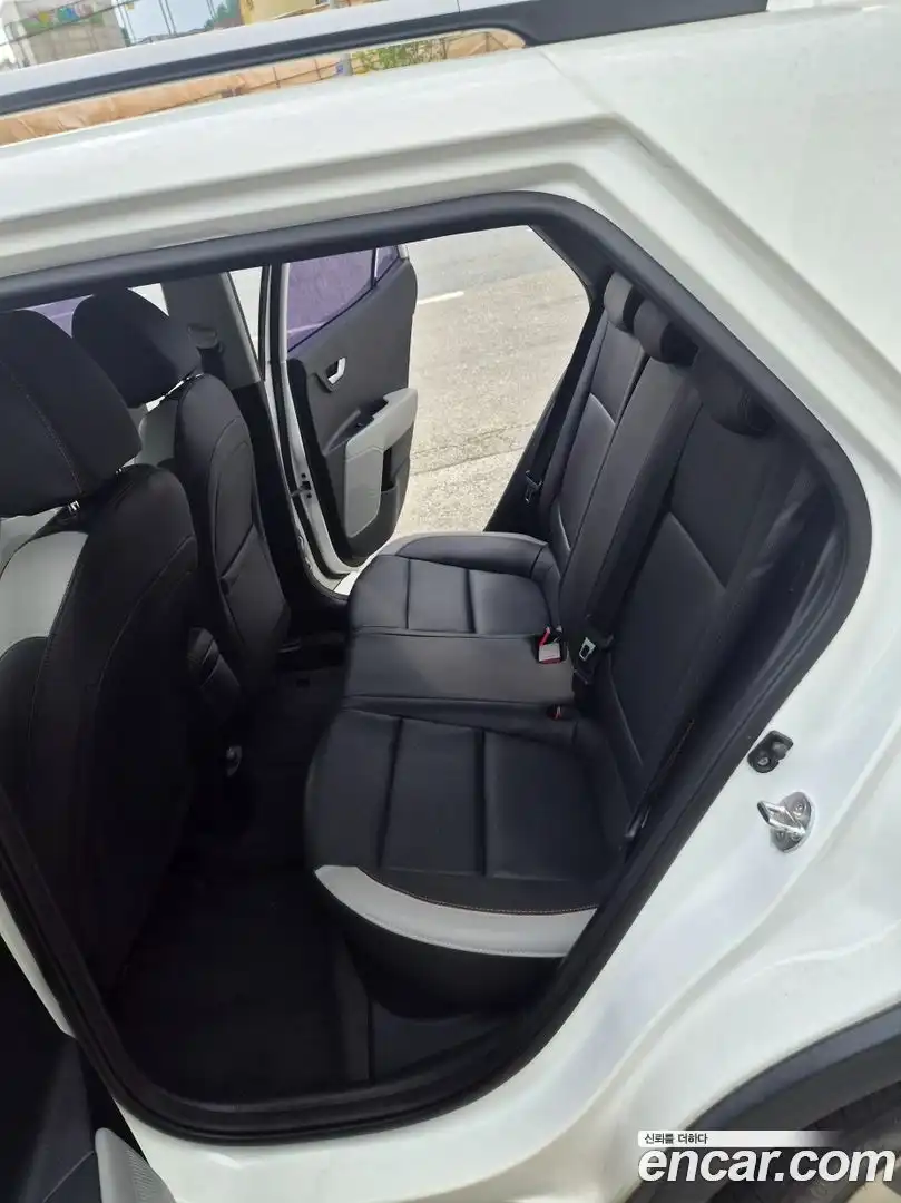 Stonic Kia 2018.3-INNER-008