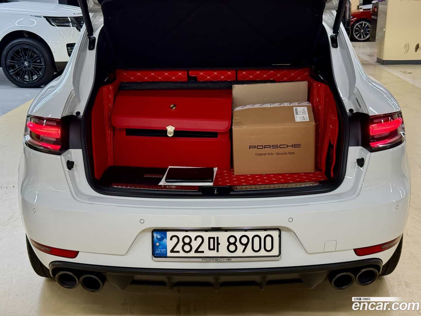 Macan Porsche 2020.8-OUTER-004