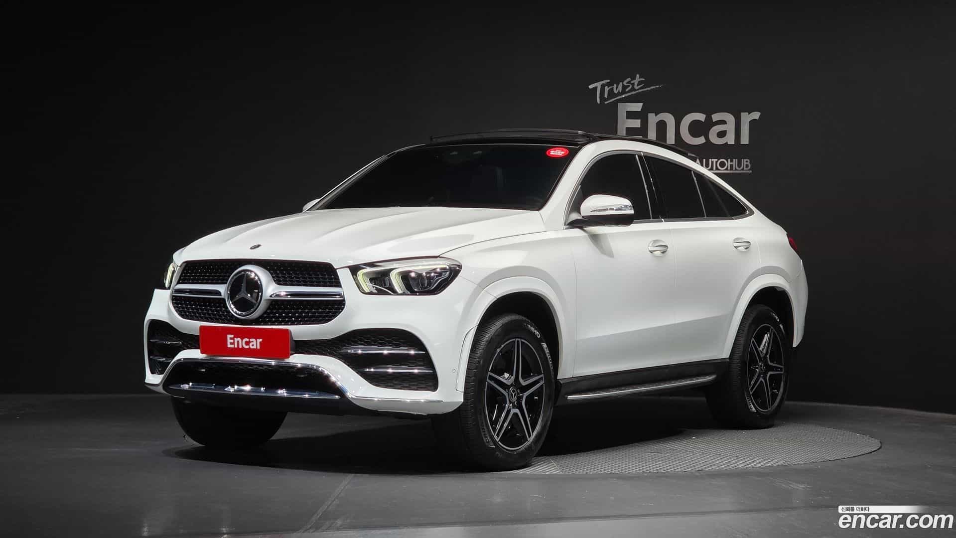 GLE-Class Mercedes-Benz 2021.6-OUTER-001