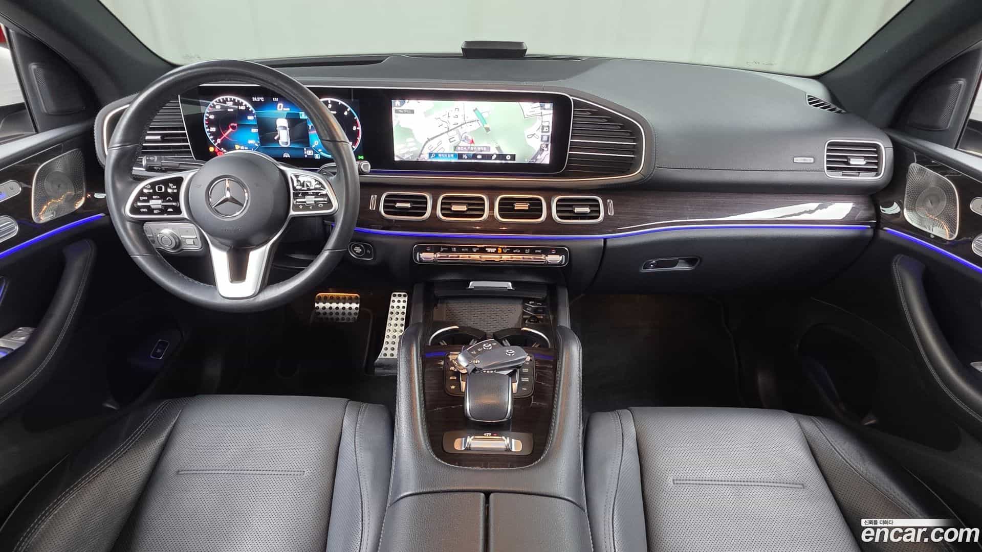 GLE-Class Mercedes-Benz 2021.6-INNER-007
