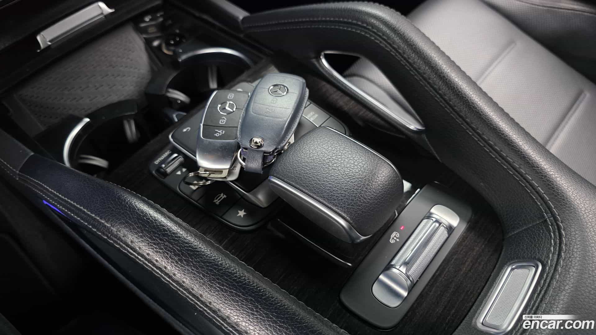 GLE-Class Mercedes-Benz 2021.6-OPTION-020