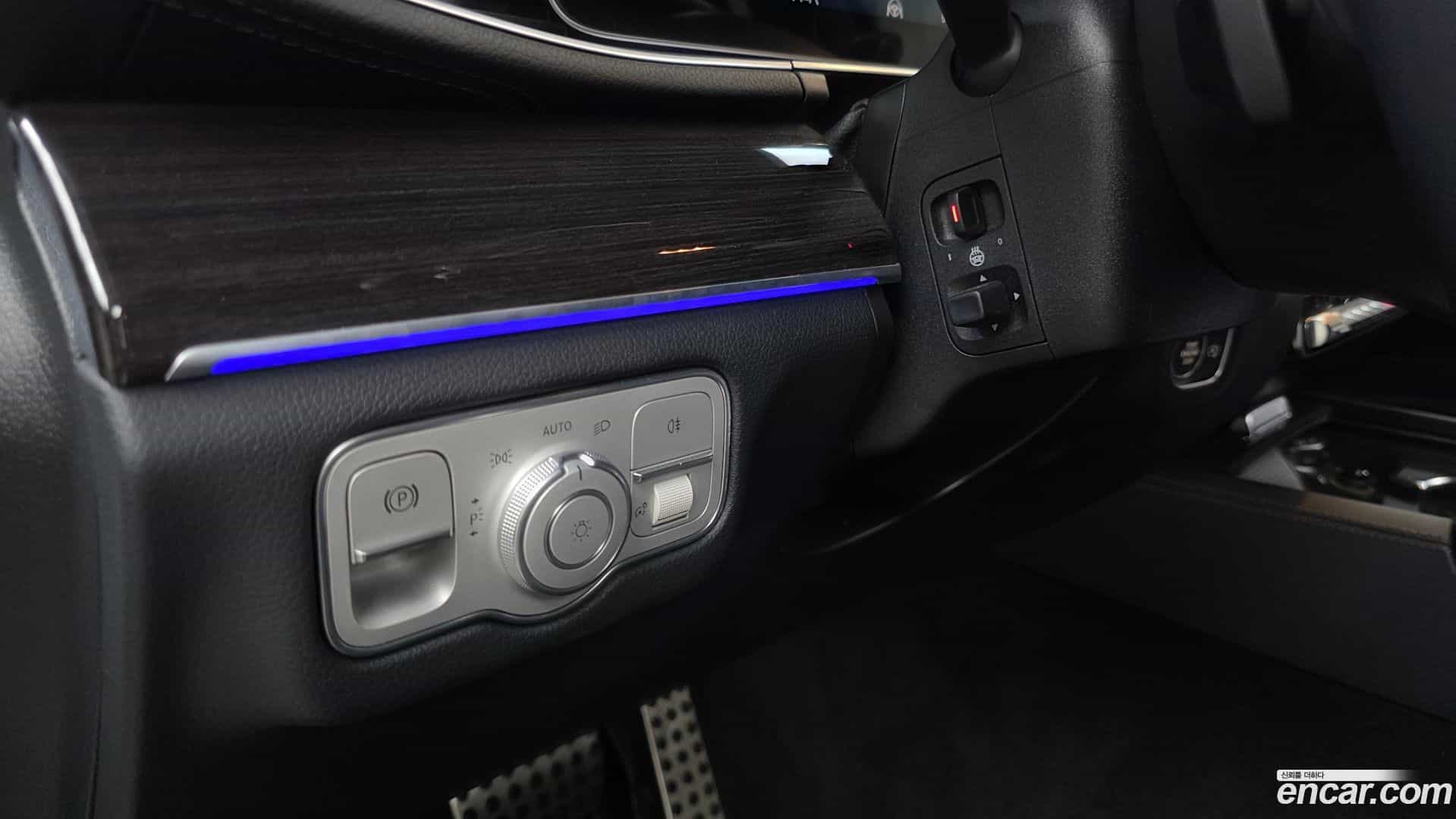 GLE-Class Mercedes-Benz 2021.6-OPTION-023