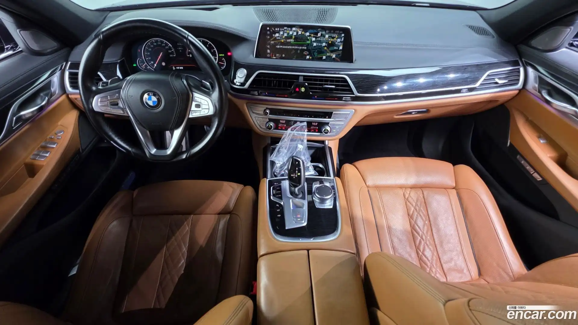 7-Series BMW 2018.7-INNER-007