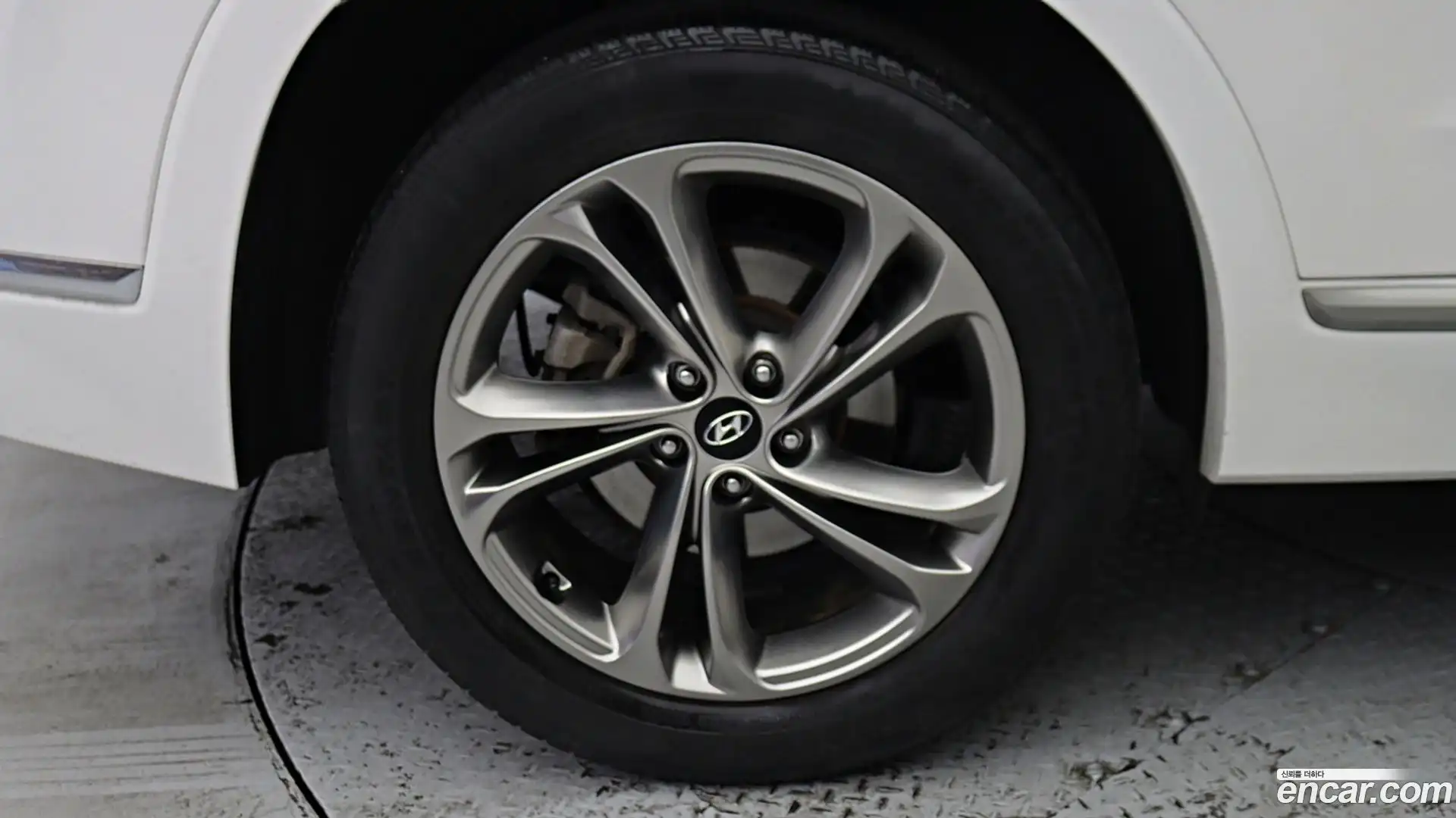 Santafe Hyundai 2019.6-OPTION-018