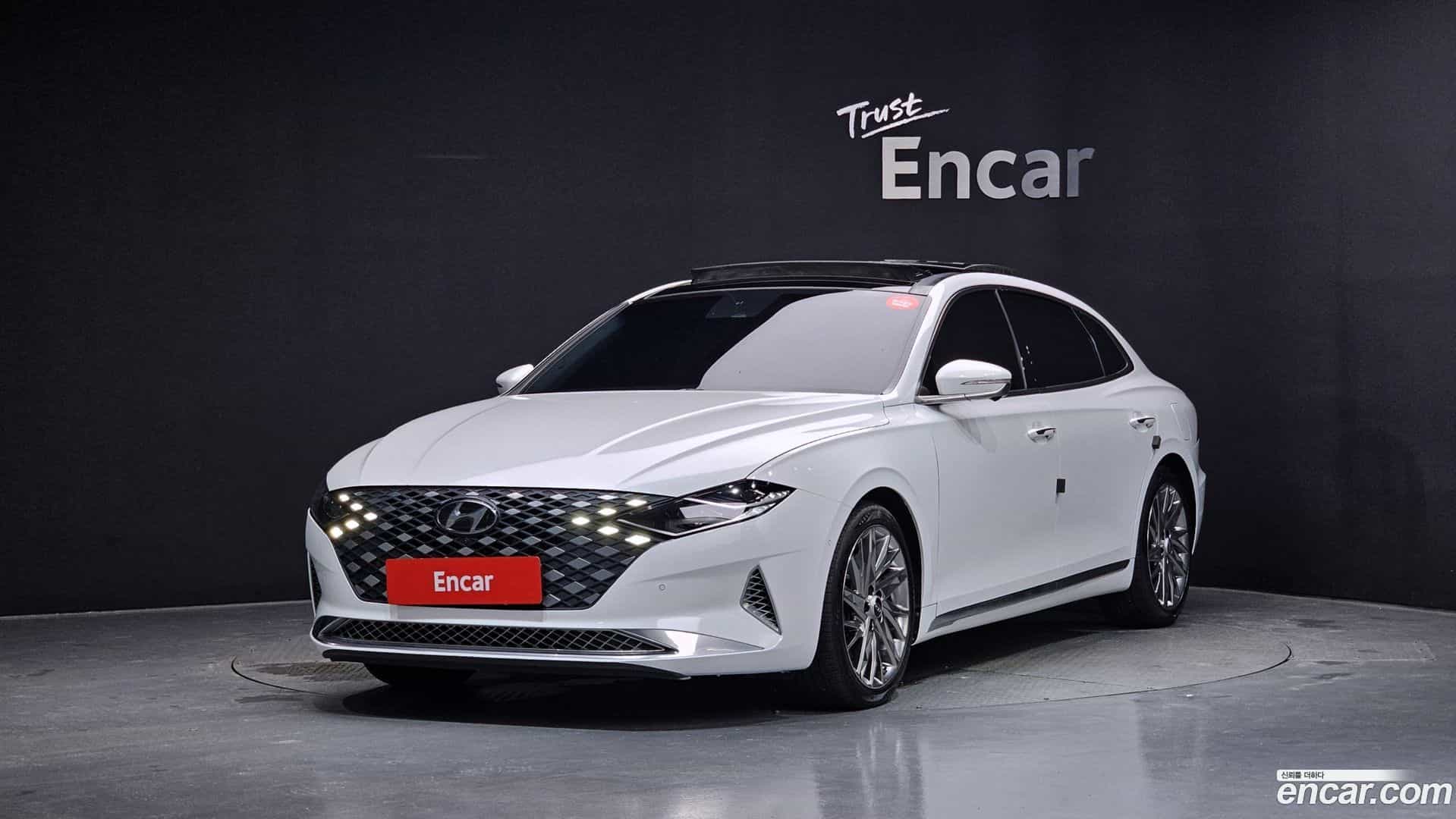 Grandeur Hyundai 2021.2-OUTER-001
