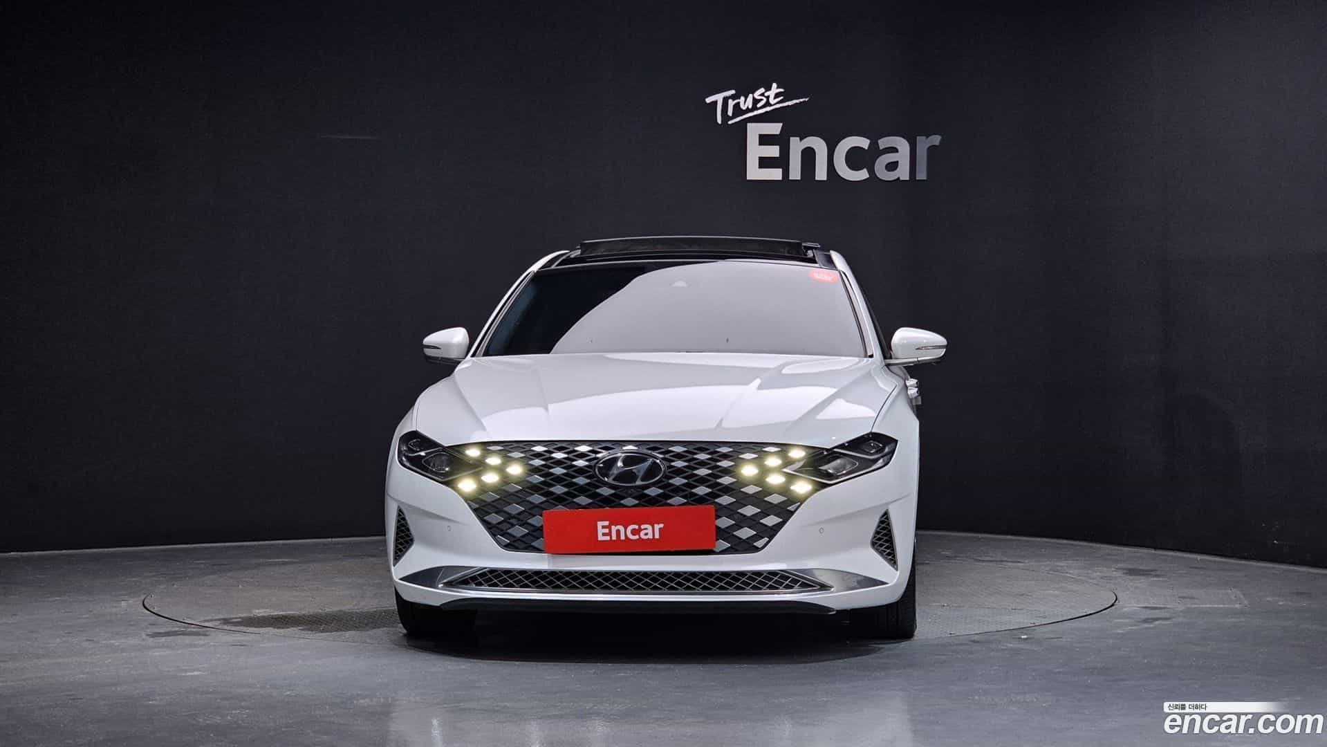 Grandeur Hyundai 2021.2-OUTER-003