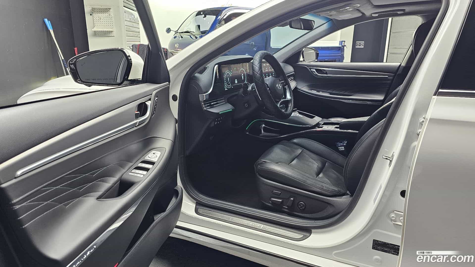 Grandeur Hyundai 2021.2-INNER-010