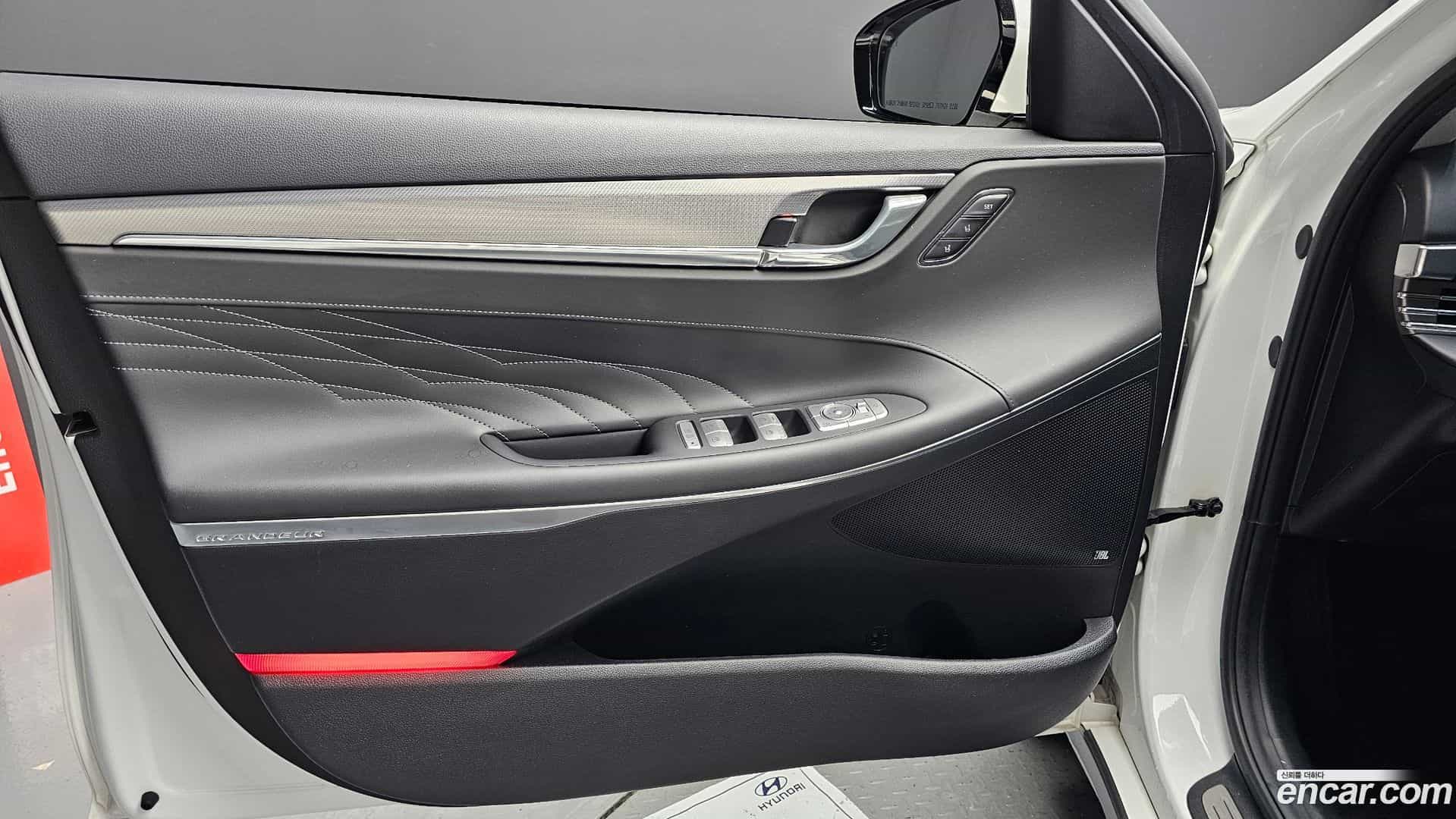 Grandeur Hyundai 2021.2-INNER-034