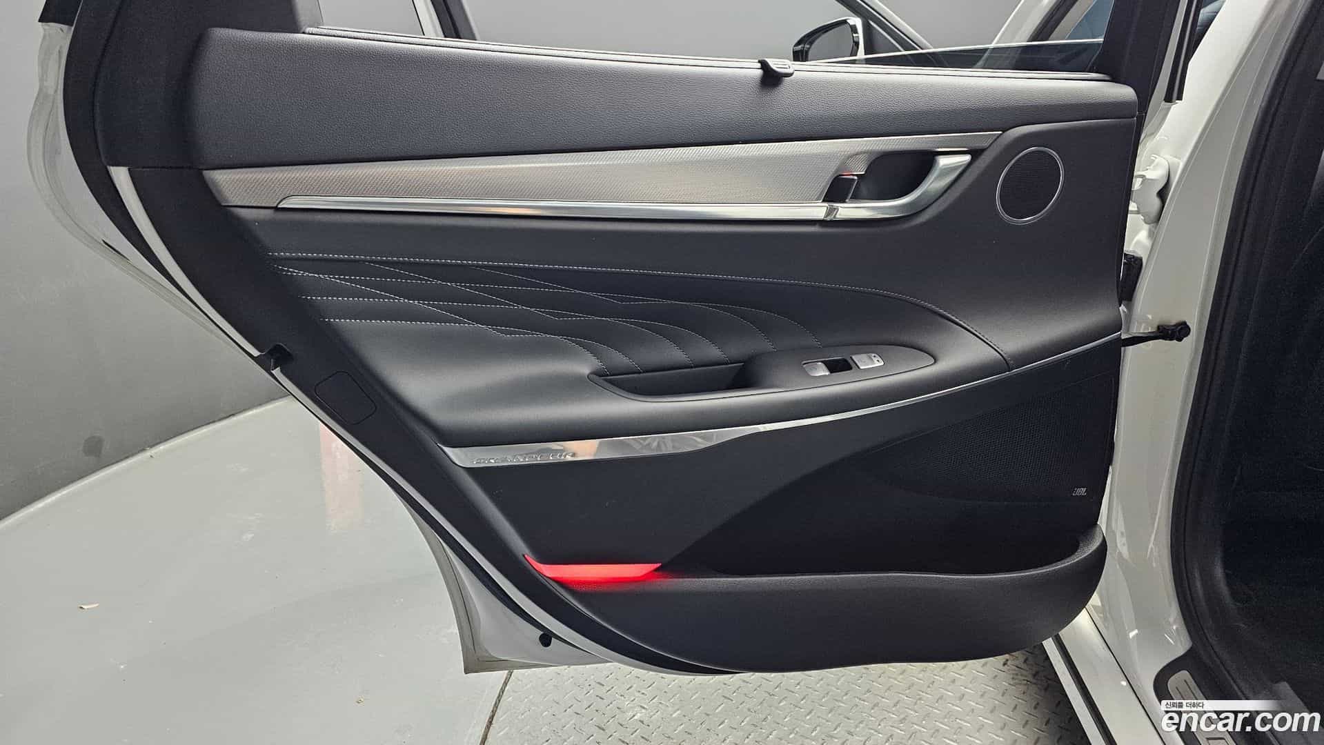 Grandeur Hyundai 2021.2-INNER-035
