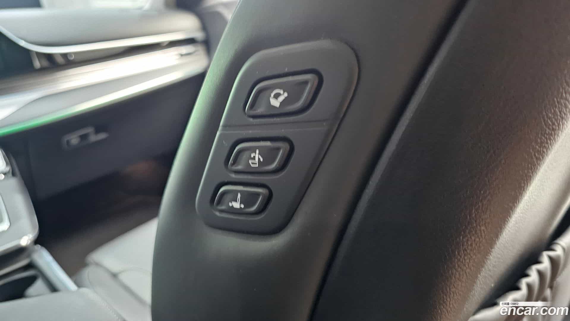 Grandeur Hyundai 2021.2-OPTION-044