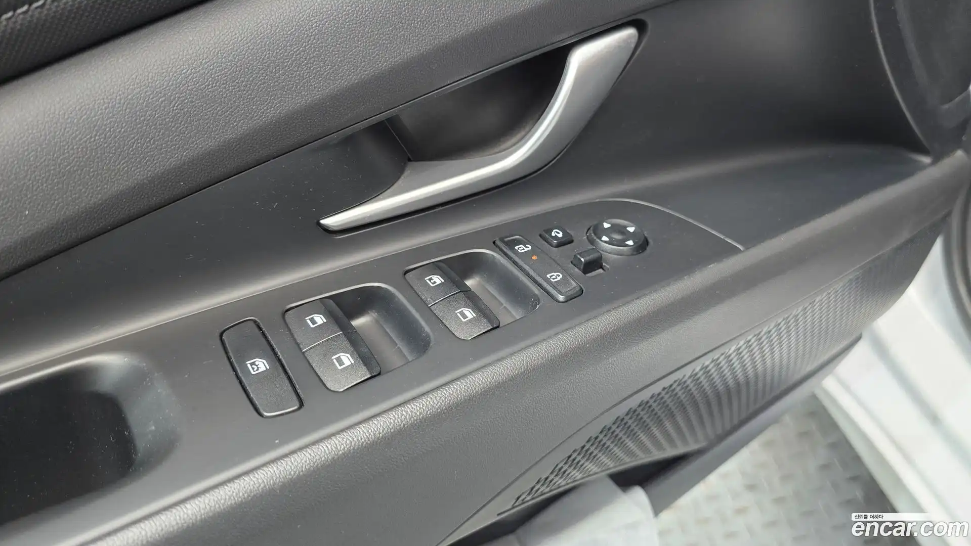 AVANTE Hyundai 2023.6-OPTION-017