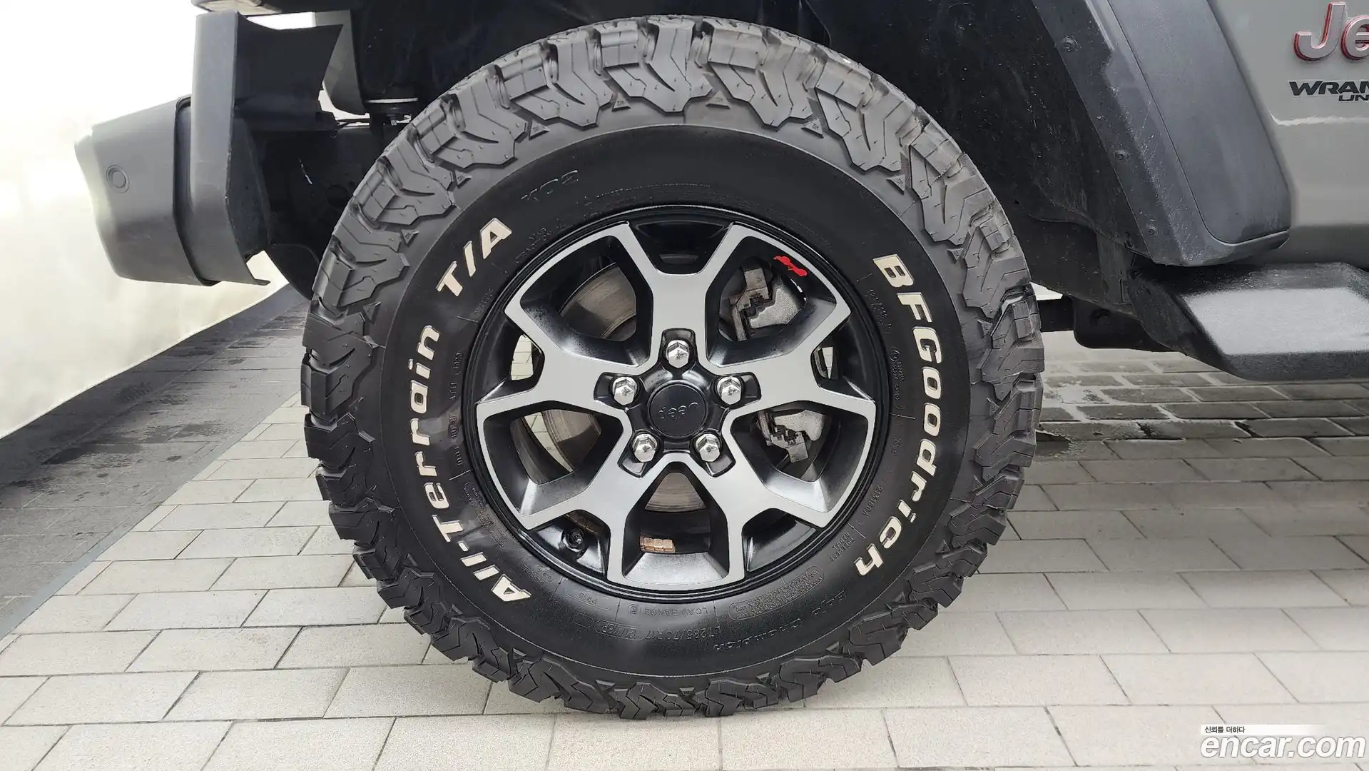 Wrangler Jeep 2020.5-OUTER-005