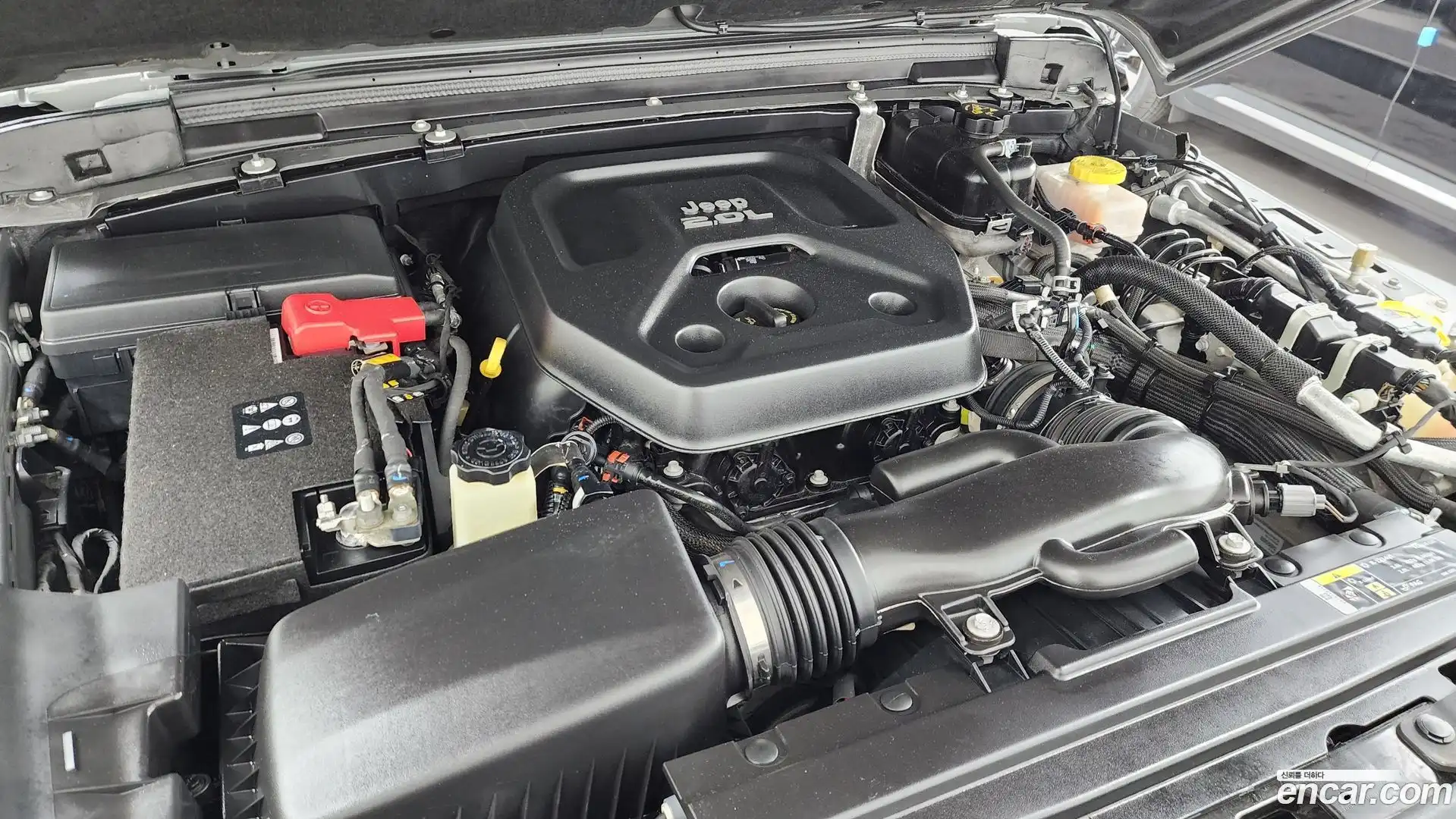 Wrangler Jeep 2020.5-OUTER-006