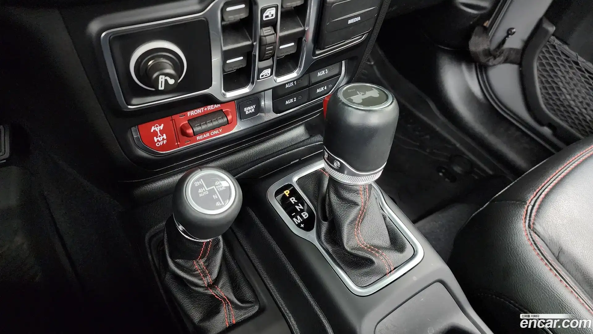 Wrangler Jeep 2020.5-INNER-009