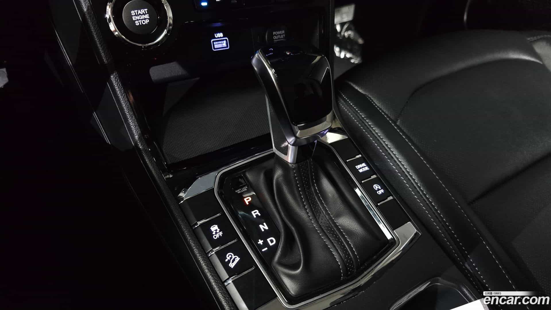 KORANDO KG Mobility 2023.7-INNER-009
