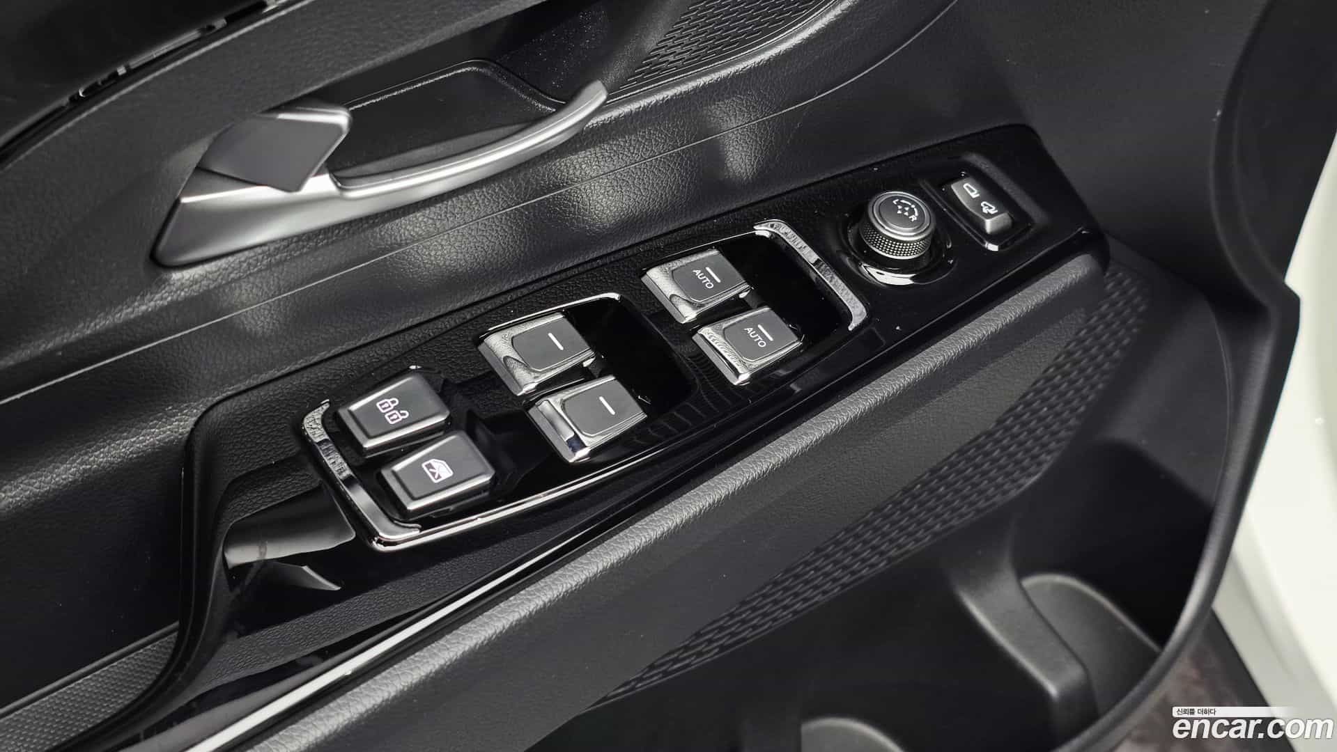 KORANDO KG Mobility 2023.7-OPTION-019