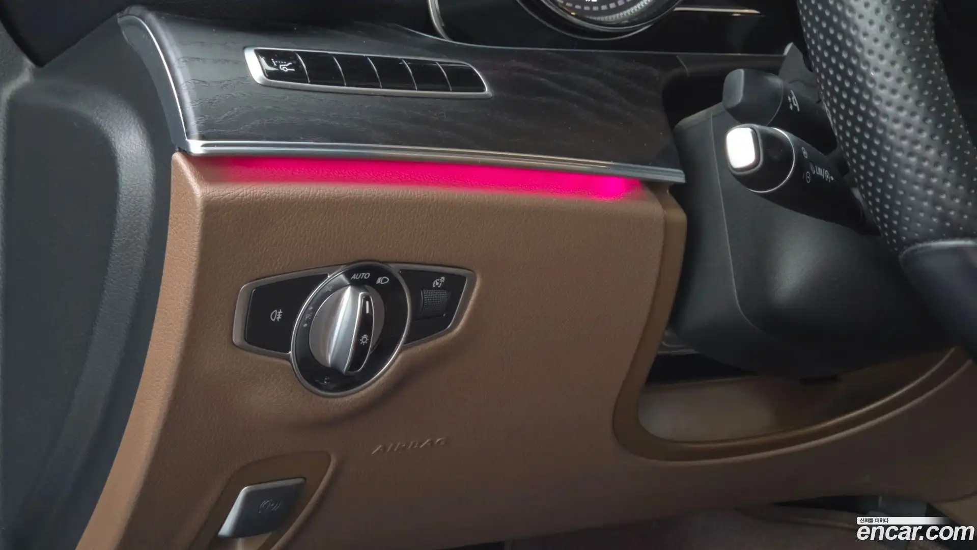 E-Class Mercedes-Benz 2017.0-OPTION-019