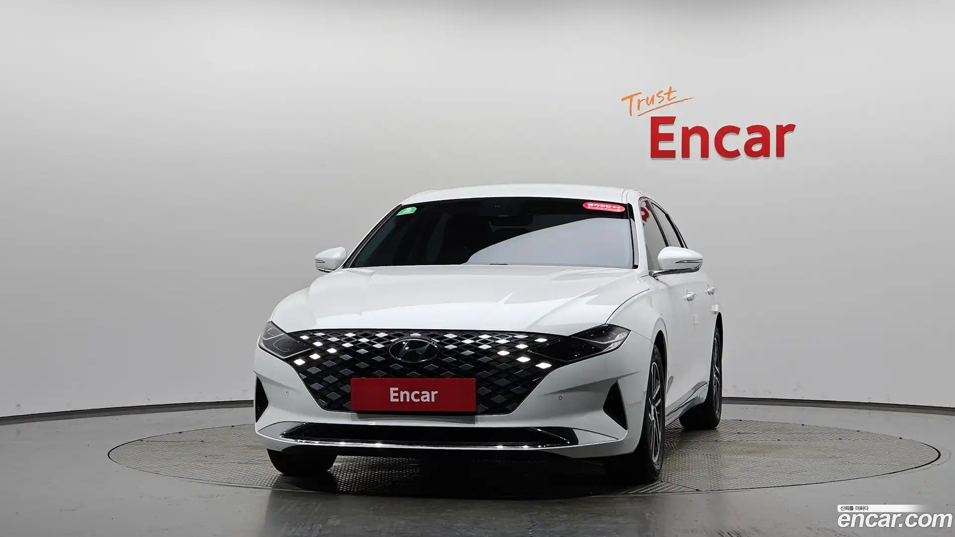 Grandeur Hyundai 2021.0-OUTER-003