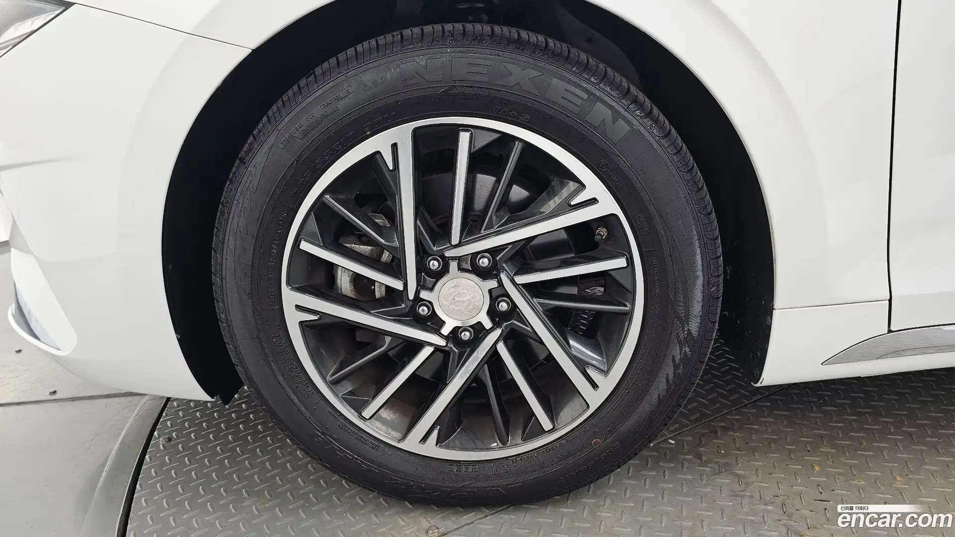 Grandeur Hyundai 2021.0-OUTER-005