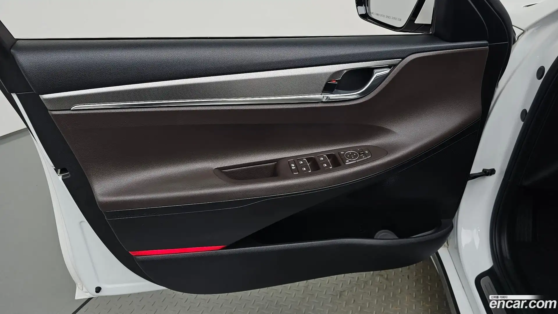 Grandeur Hyundai 2021.0-INNER-034