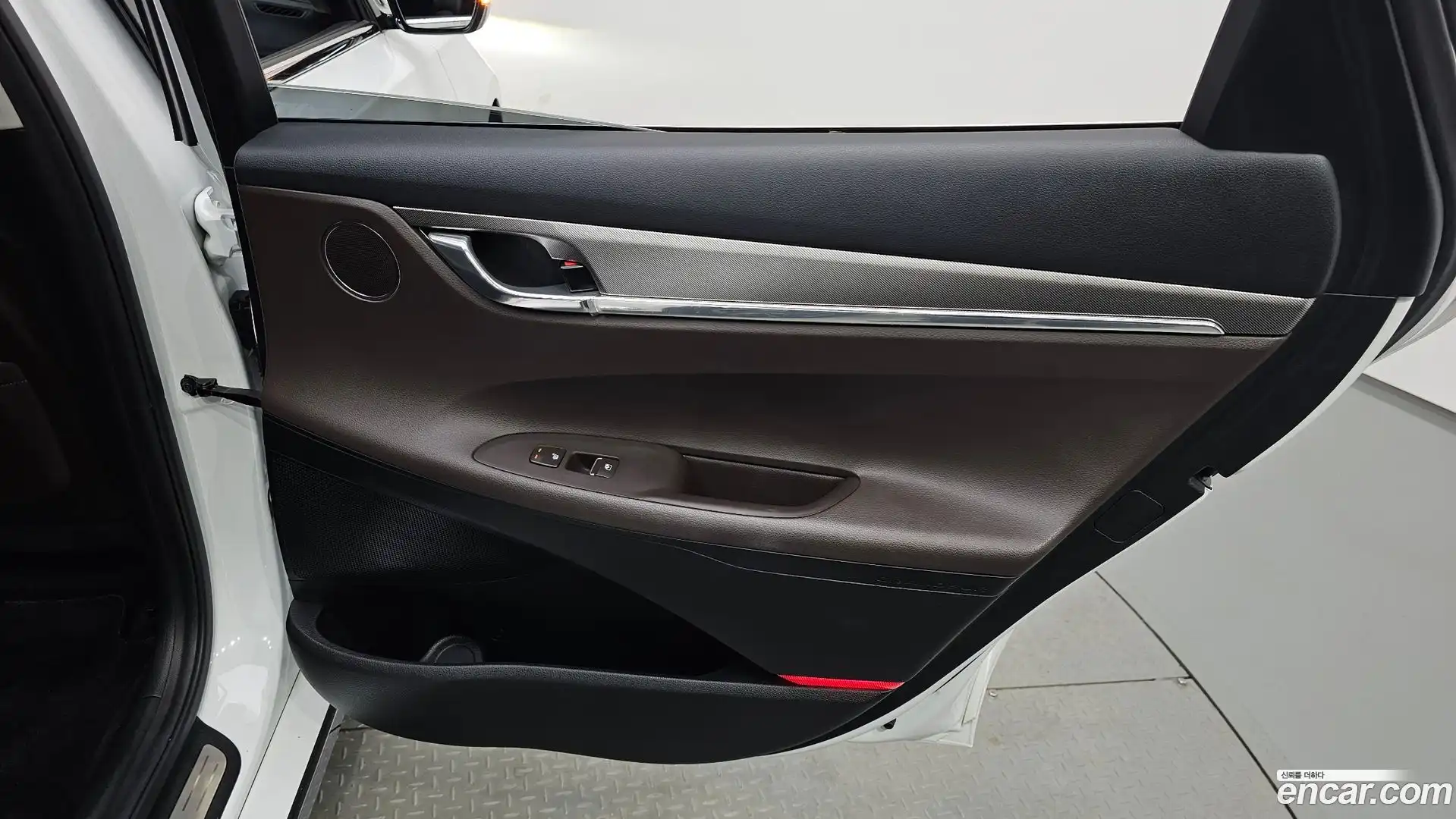 Grandeur Hyundai 2021.0-INNER-035