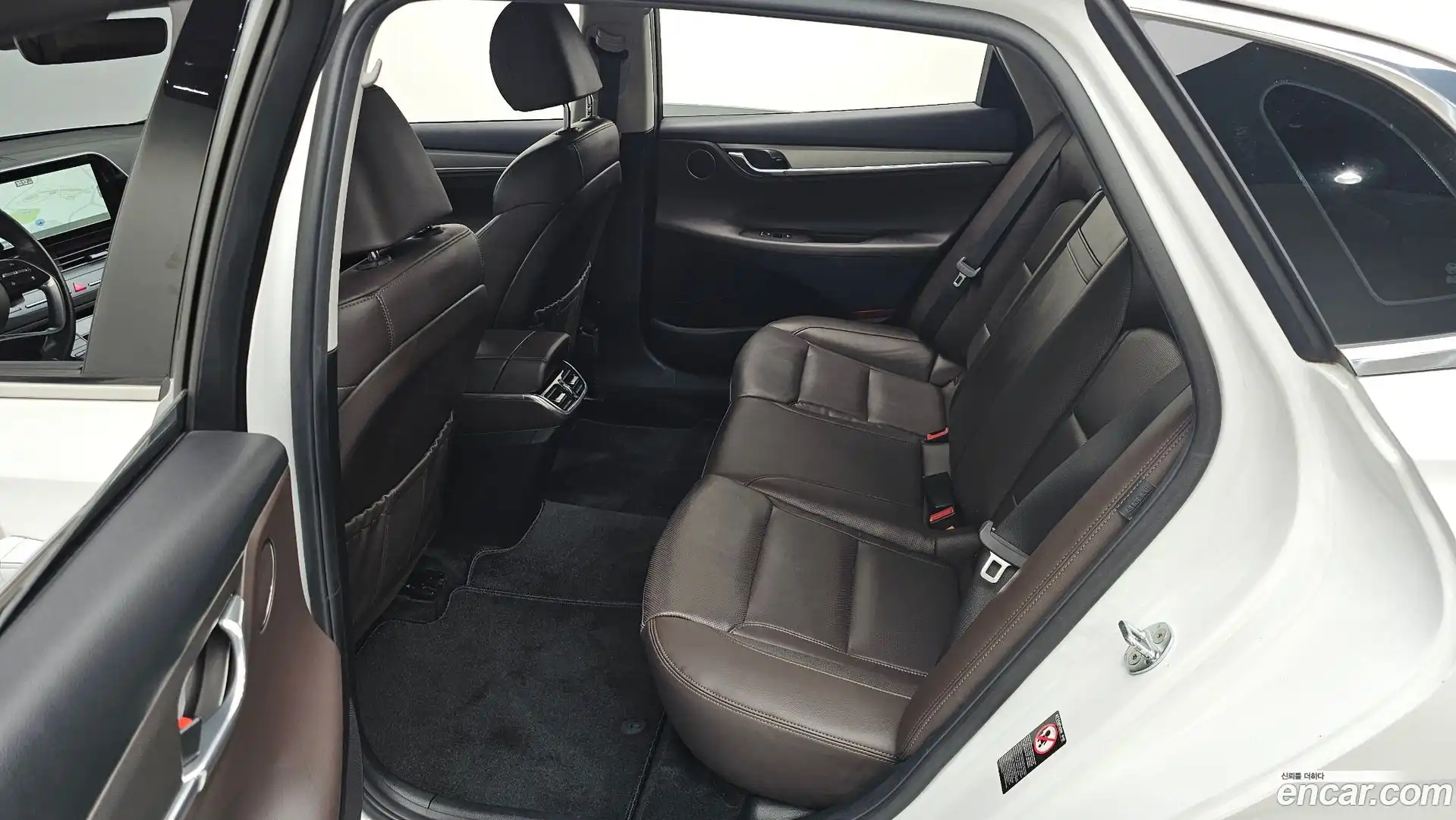 Grandeur Hyundai 2021.0-OPTION-040