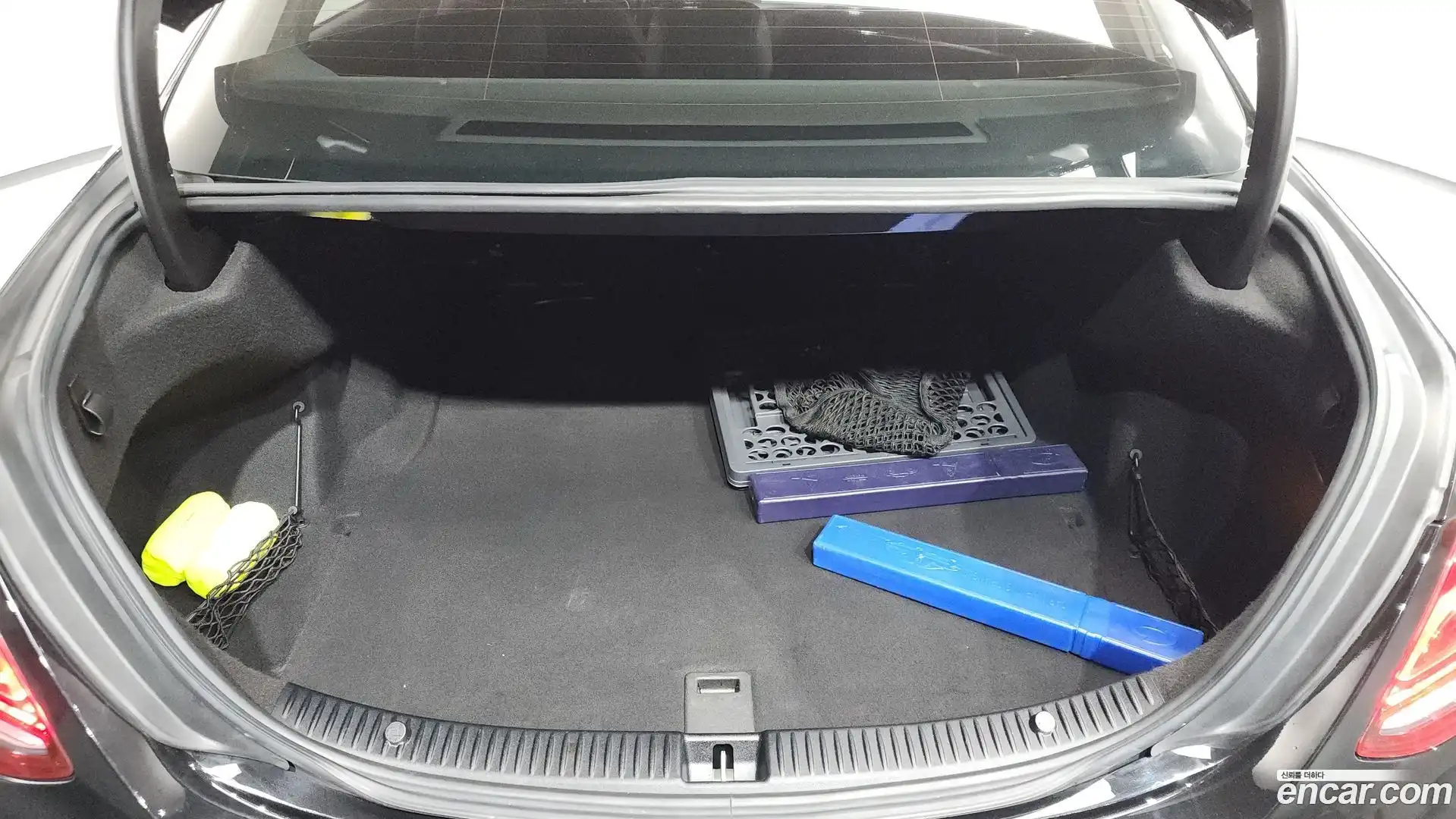 C-Class Mercedes-Benz 2015.9-OPTION-020