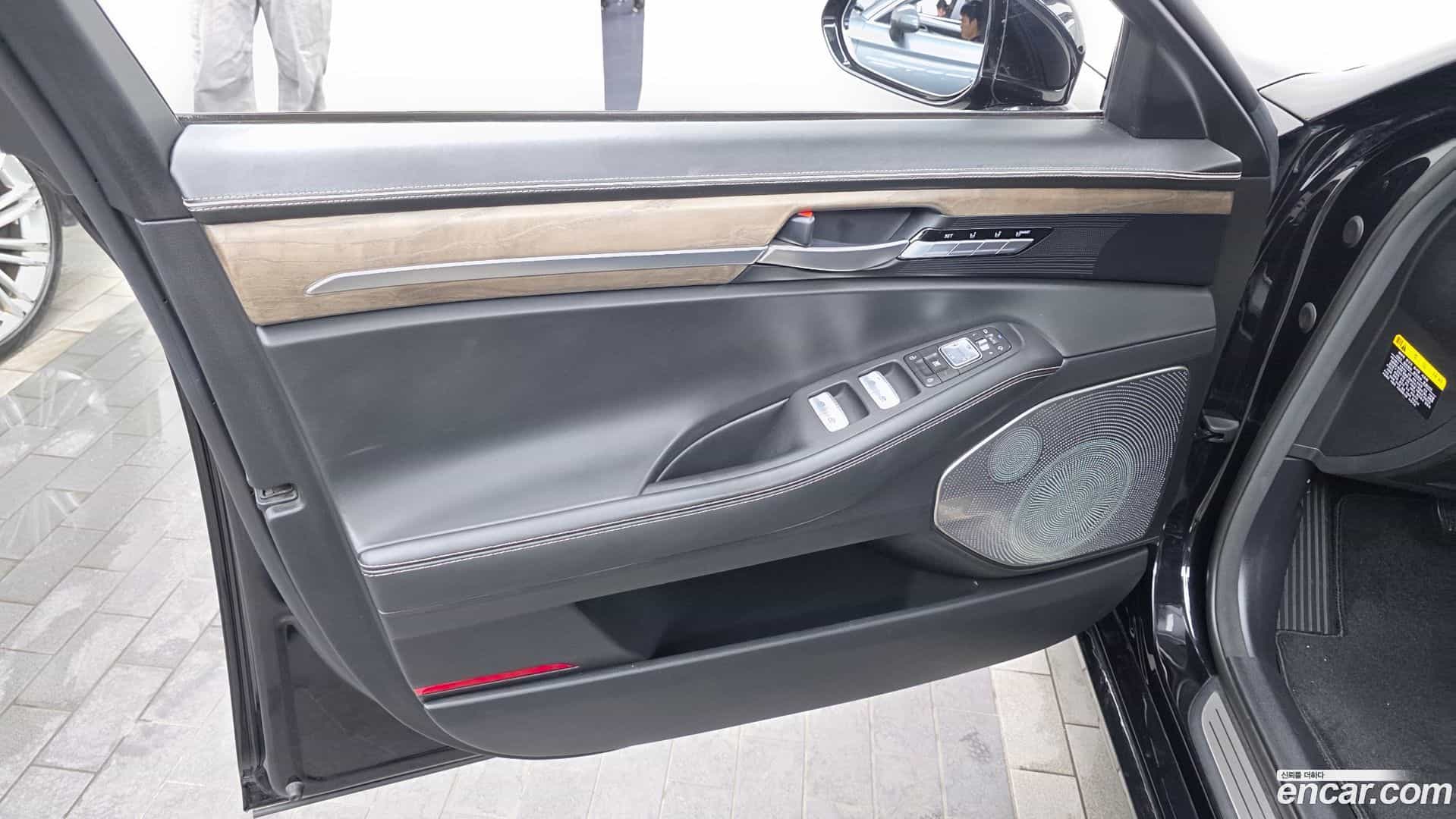 G90 Genesis 2019.11-INNER-034