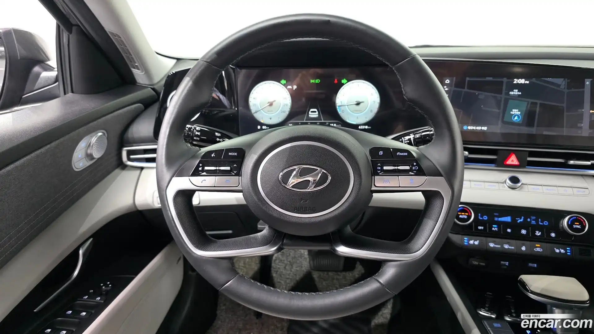AVANTE Hyundai 2021.2-OPTION-017