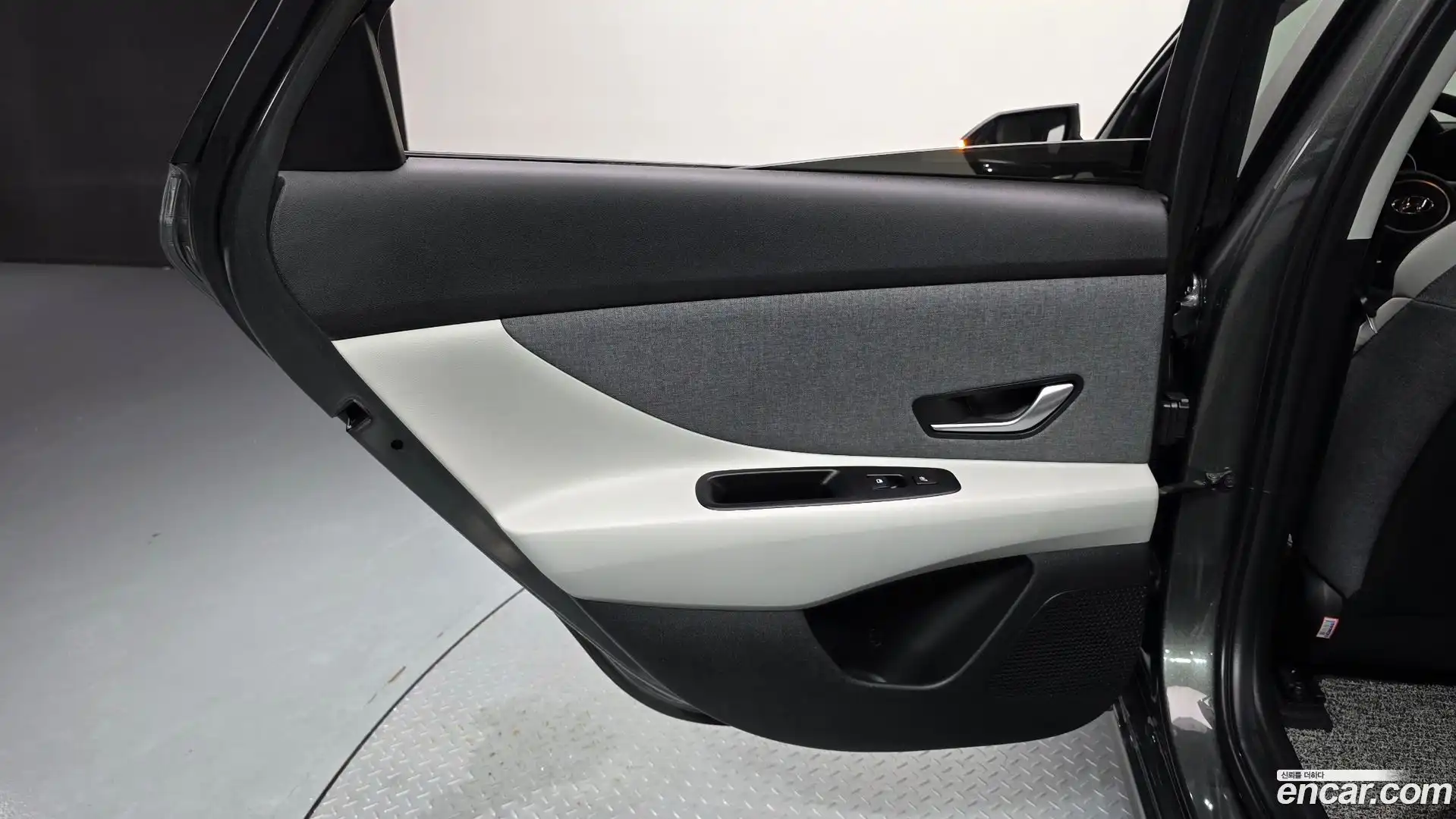 AVANTE Hyundai 2021.2-INNER-035
