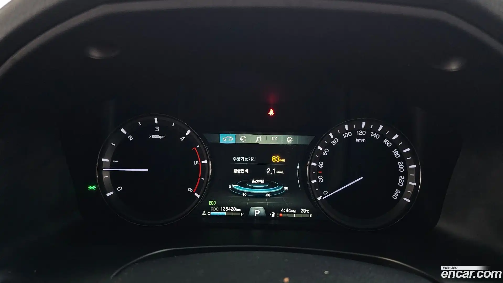 Rexton KG Mobility 2021.11-INNER-008