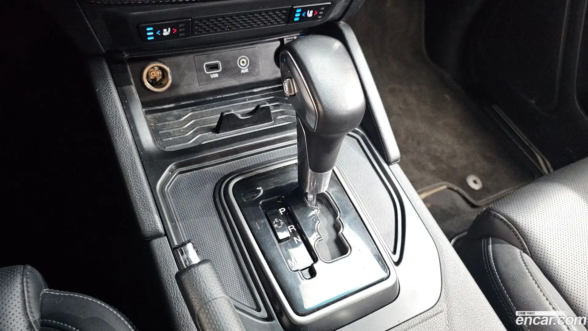 Rexton KG Mobility 2021.11-INNER-009