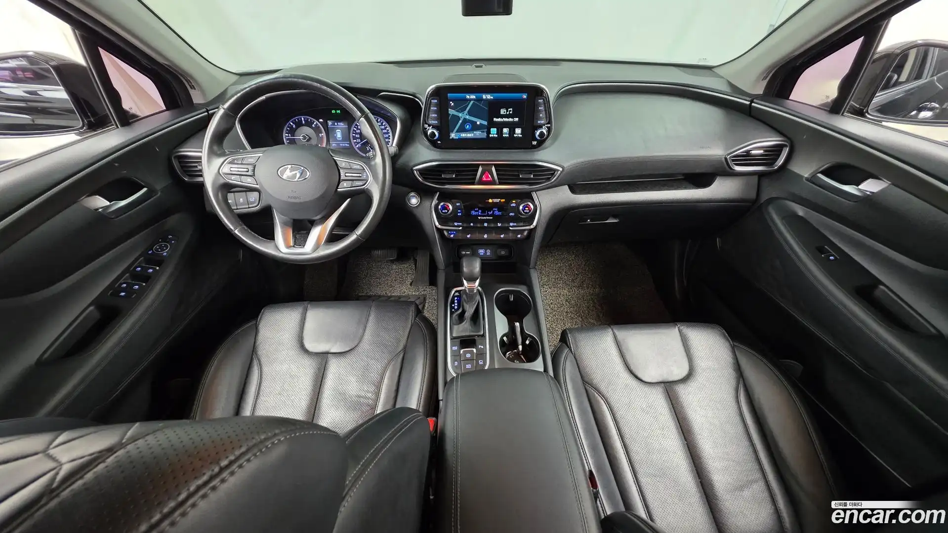 Santafe Hyundai 2018.4-INNER-007