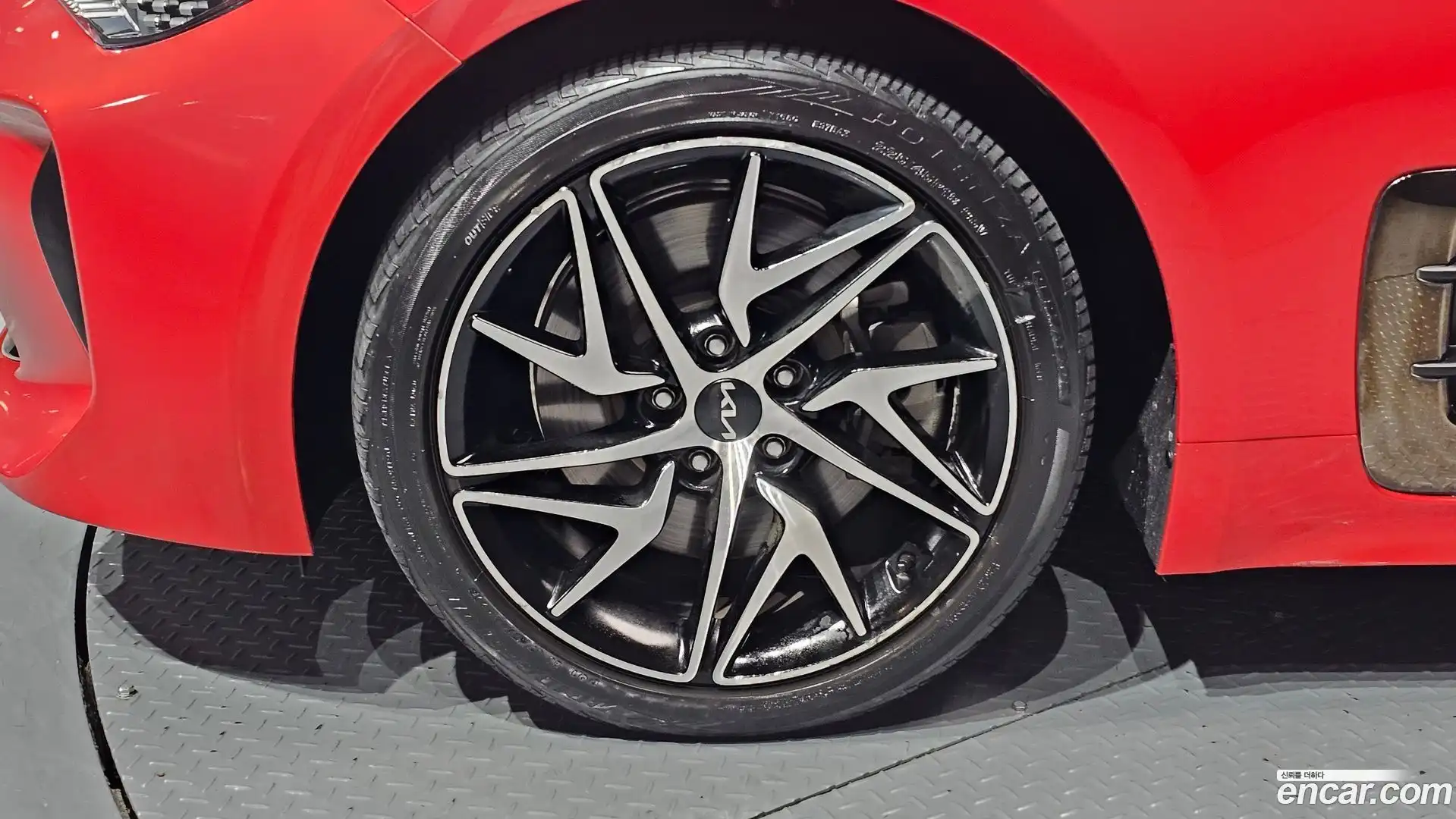 Stinger Kia 2022.8-OUTER-005