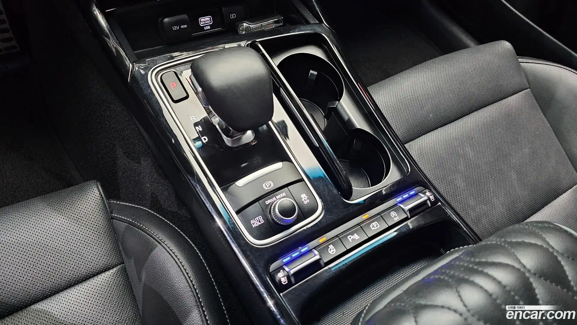 Stinger Kia 2022.8-INNER-009