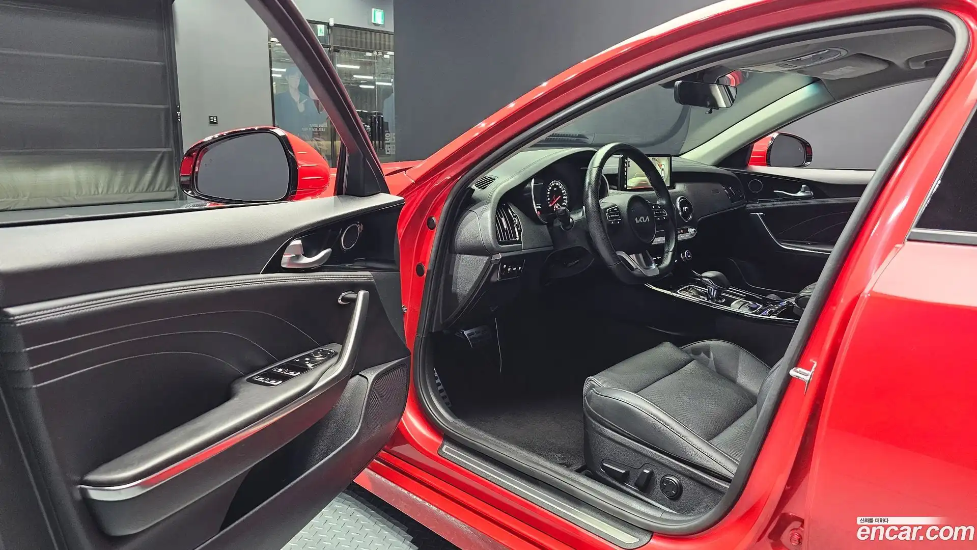 Stinger Kia 2022.8-INNER-010