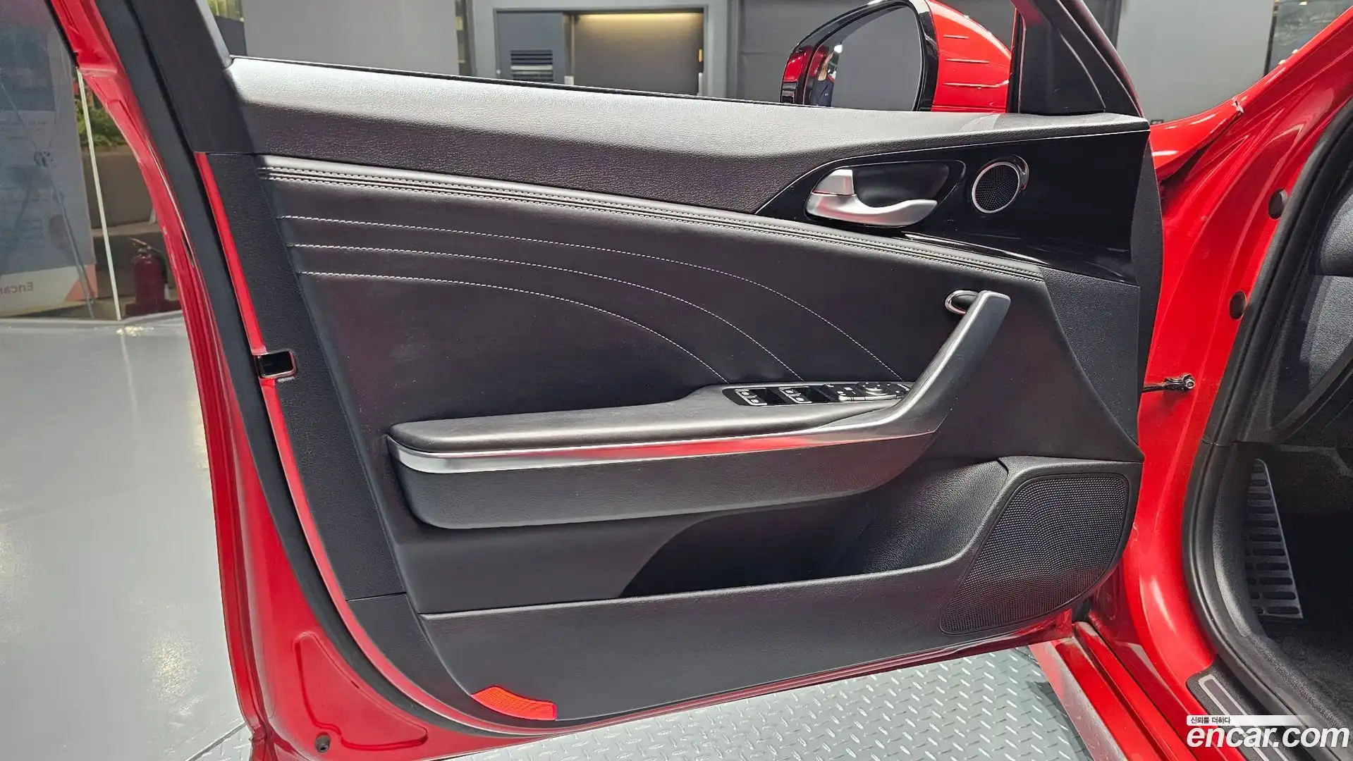 Stinger Kia 2022.8-INNER-034