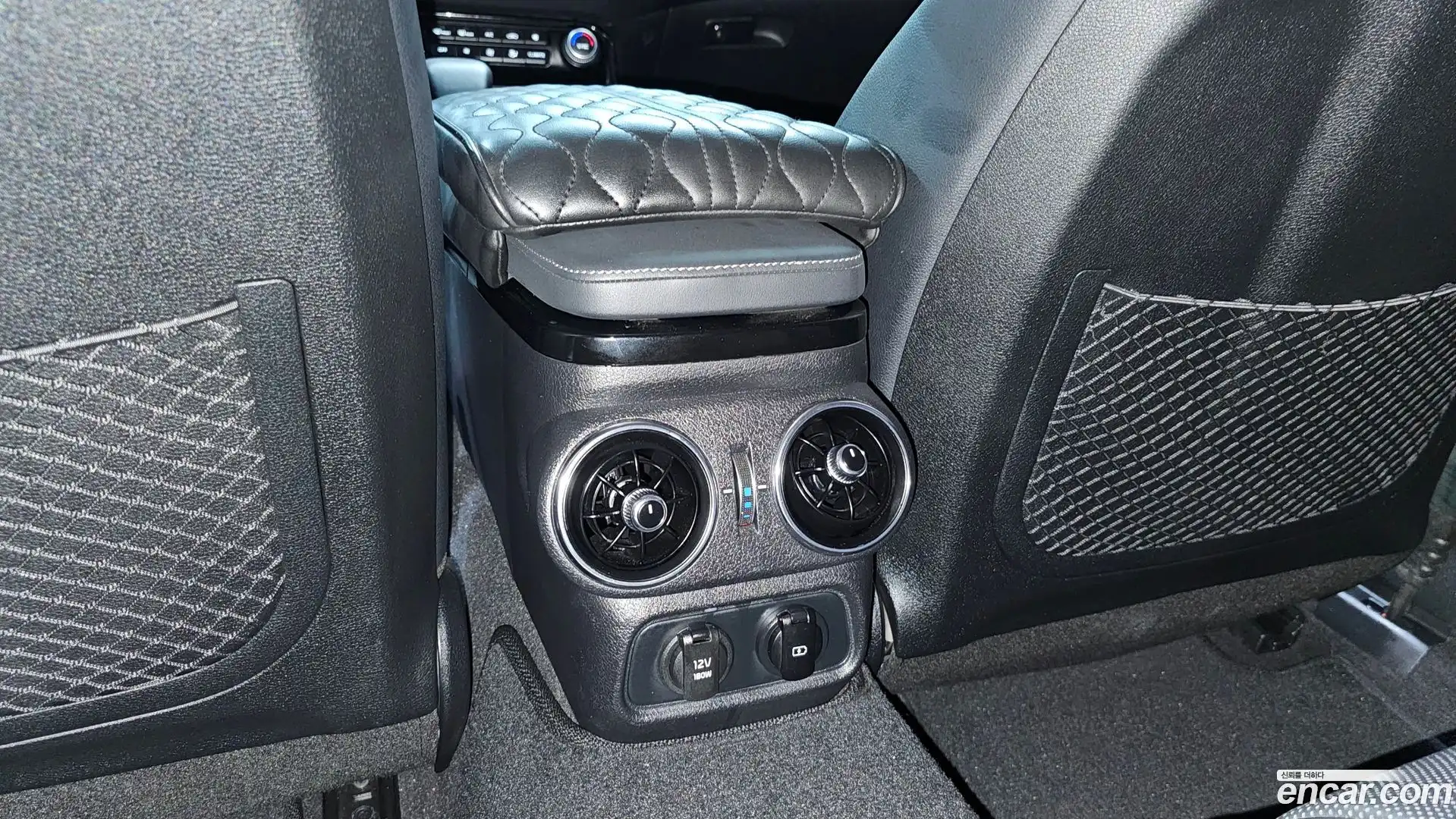 Stinger Kia 2022.8-OPTION-041