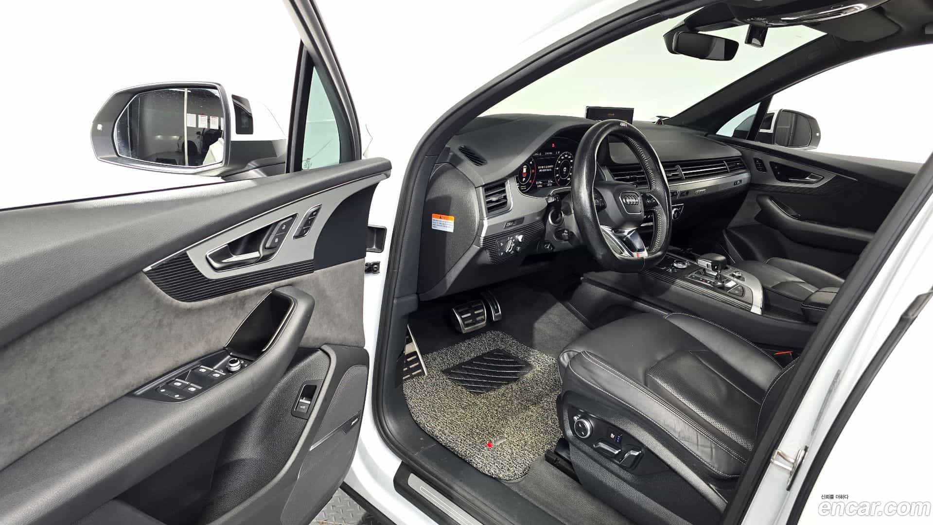 Q7 Audi 2016.5-INNER-010