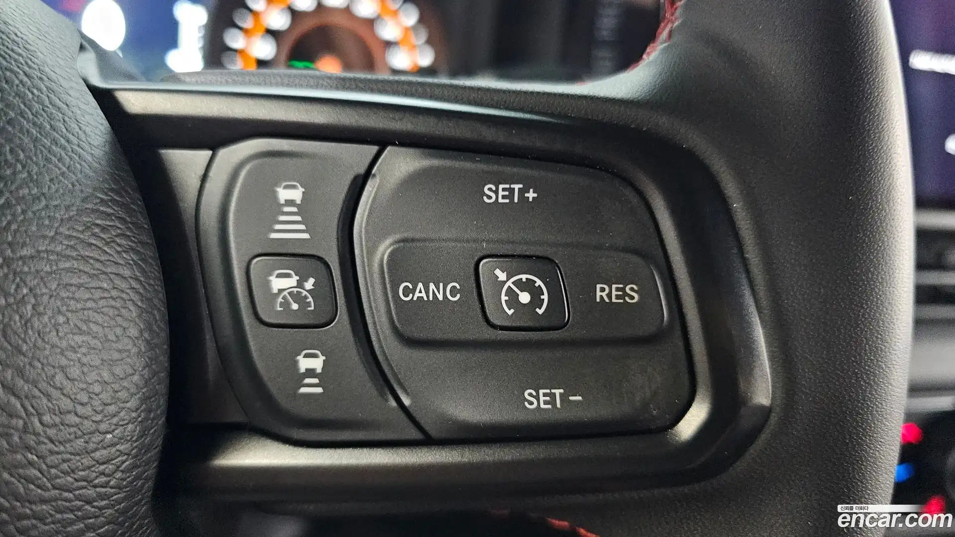 Wrangler Jeep 2024.8-OPTION-019